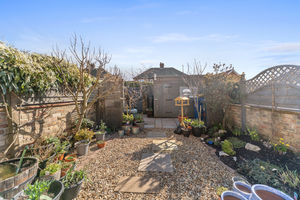 Photo 31- click for photo gallery